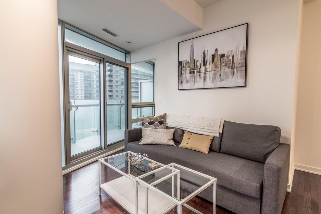 Aoc Suites - Two Bedroom Condo - City/Cn Tower View Toronto Ngoại thất bức ảnh